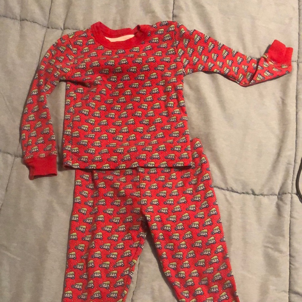 Vineyard Vines unisex pajamas set